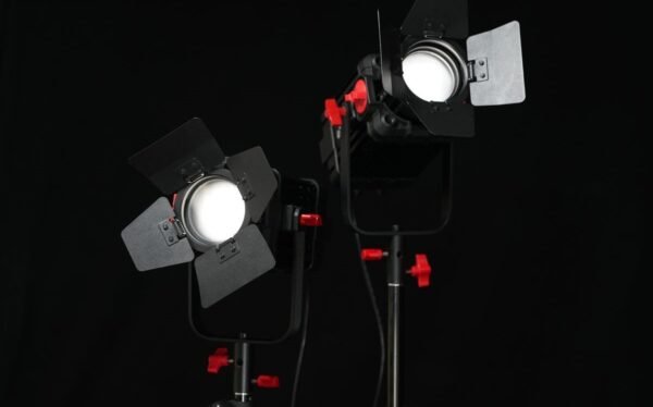 KIT 2x FRESNEL LED 100W BI-COLOR – Image 2